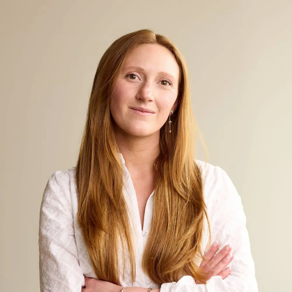 Headshot of Jess Humphries